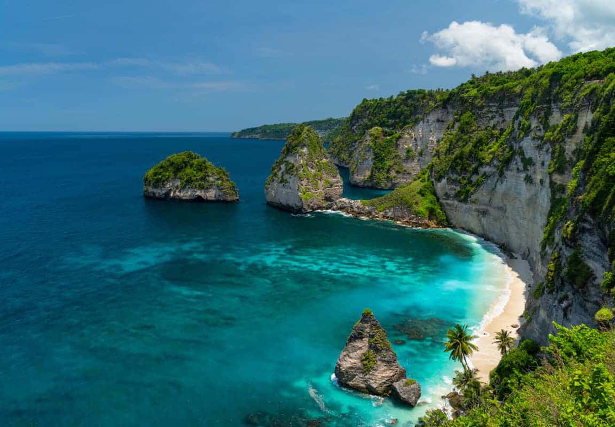 A Gem of Bali: Exploring the Enchanting Diamond Beach – Culture ...